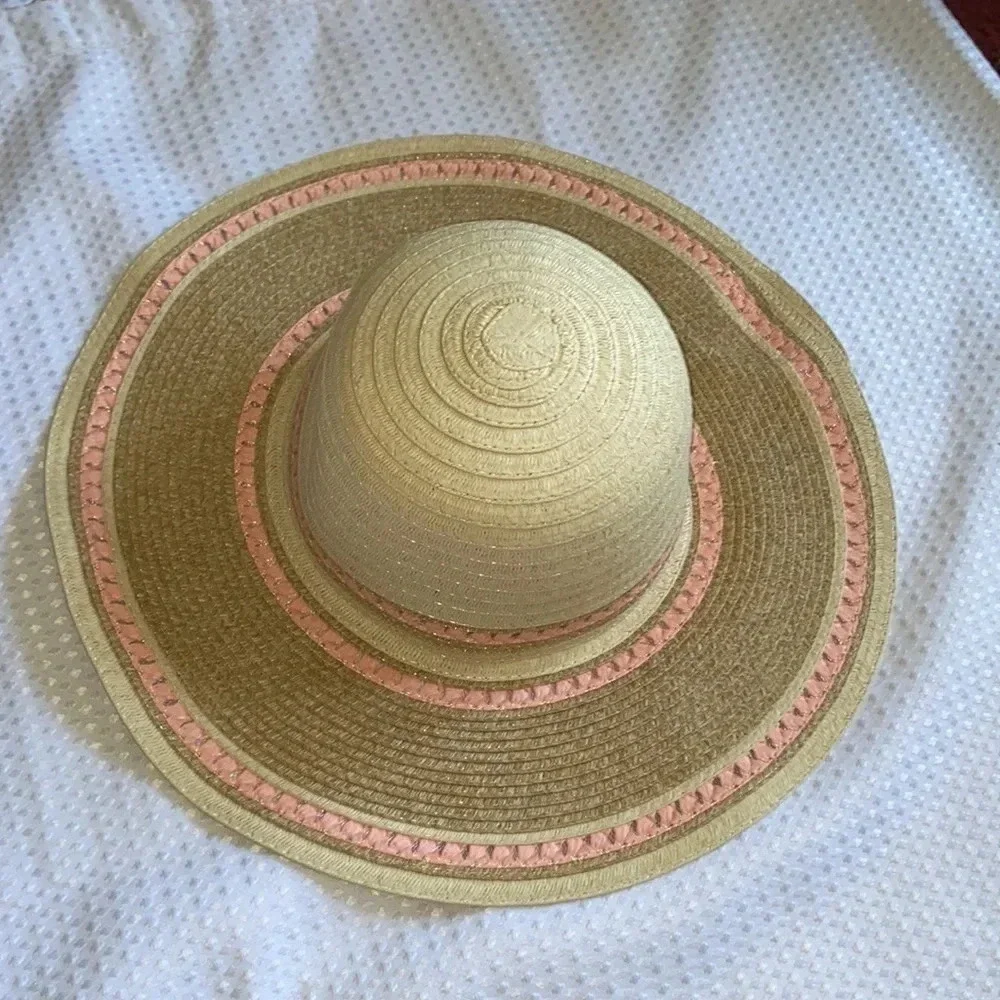 Quagga Floppy Beach Hat includes Free Bracelet Eco Friendly OS